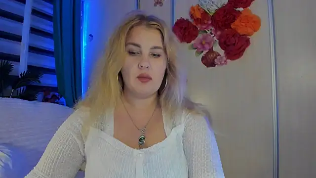 CoraSwon online show from 10/17/25, 05:59