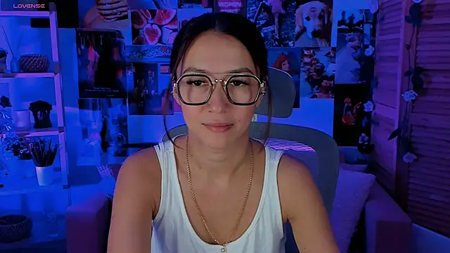 LanaBaker online show from 03/18/25, 02:40