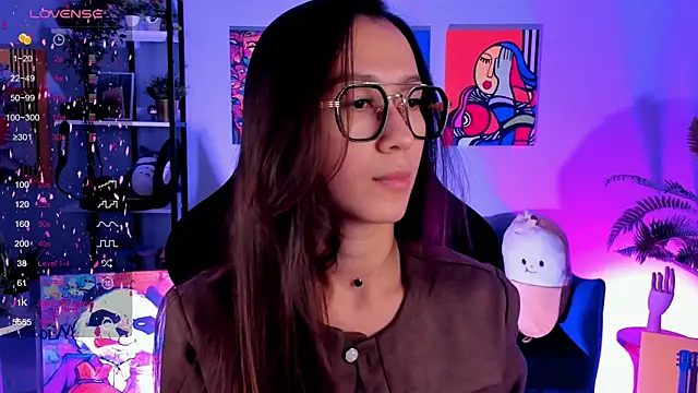 LanaBaker online show from 10/31/25, 02:52