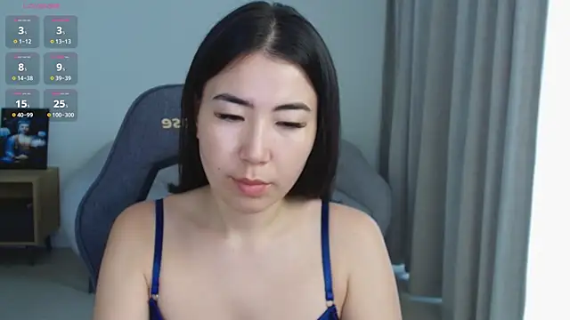 Naomi 52 online show from 05/29/26, 01:11