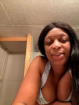 KLoveeee online show from 11/22/25, 06:01