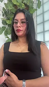 Sofia Convers online show from 12/21/25, 01:13