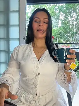 Sofia Convers online show from 05/27/26, 12:34