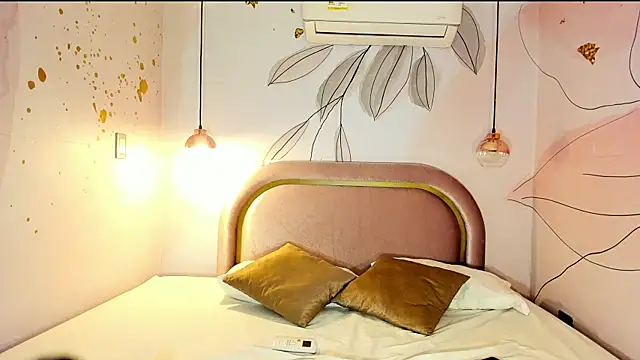 Maxim-Walker online show from 09/20/25, 01:32