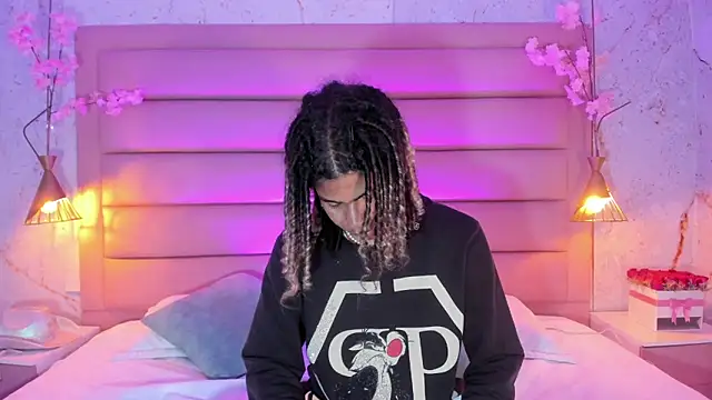 Maxim-Walker online show from 09/24/25, 03:13