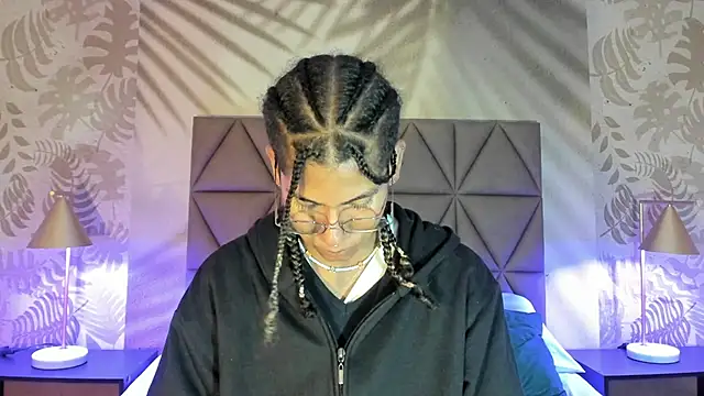 Maxim-Walker online show from 11/13/25, 02:59