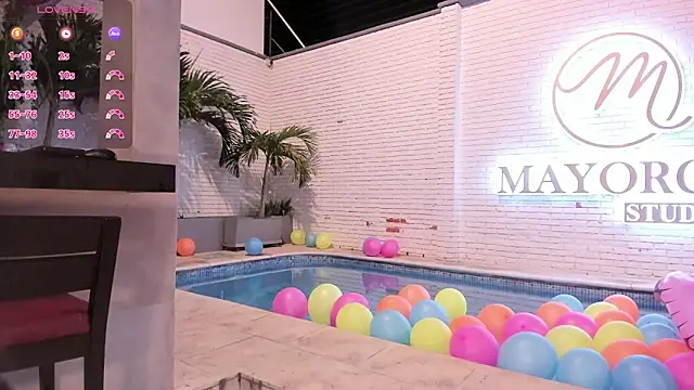 Maxim-Walker online show from 10/31/25, 03:36