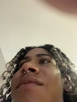 Maxim-Walker online show from 12/02/25, 02:45