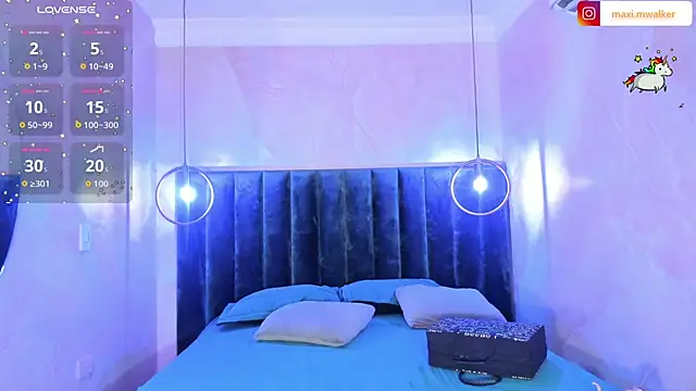 Maxim-Walker online show from 10/23/25, 03:05