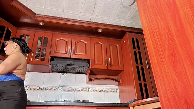 AmberNix online show from 03/07/26, 01:16