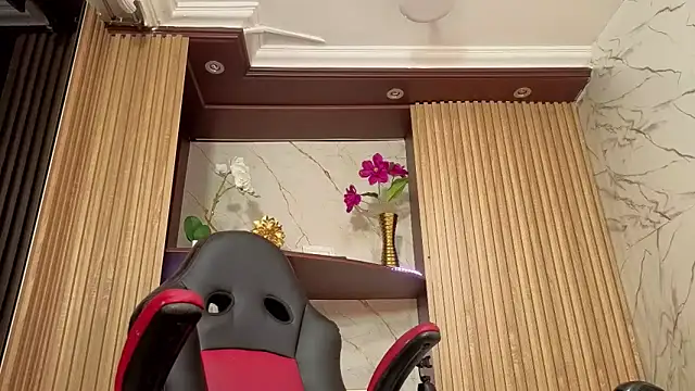 AmberNix online show from 03/25/26, 02:27