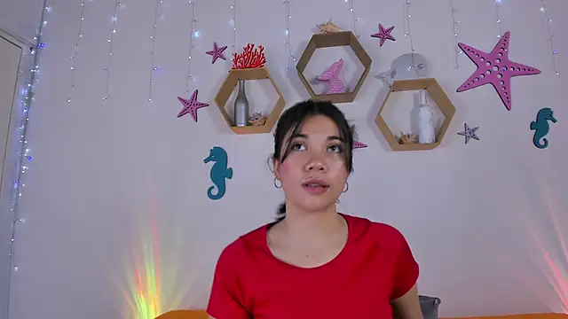 Emiily Parkerr online show from 03/19/25, 02:59