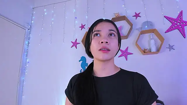 Emiily Parkerr online show from 11/05/25, 02:58