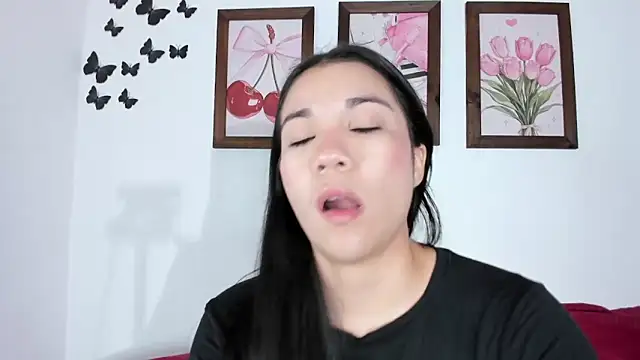 Emiily Parkerr online show from 04/07/26, 11:17