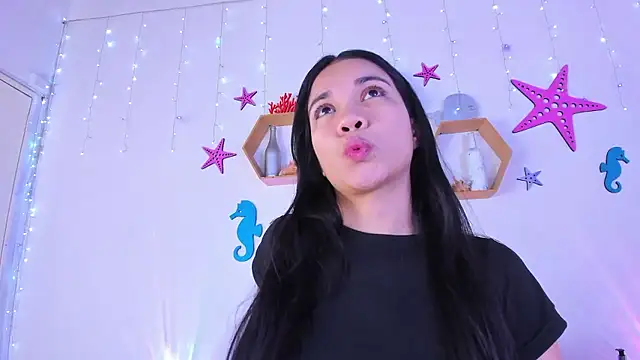 Emiily Parkerr online show from 12/02/25, 02:56