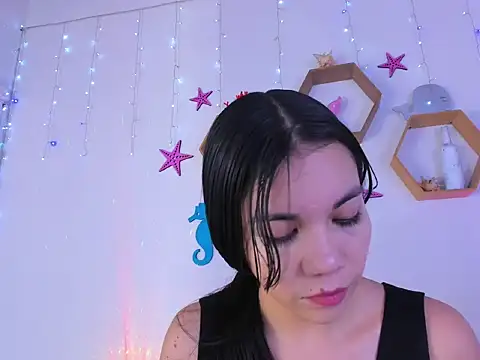 Emiily Parkerr online show from 11/06/25, 03:10