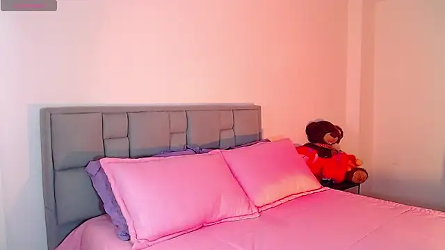 astrid-omega online show from 11/04/25, 11:41