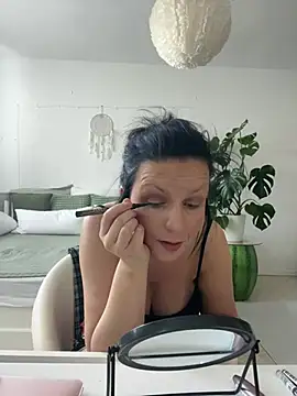 Snapshot of Off__Melonenmandy chatting on 04/17/26, 07:55 Off Melonenmandy online show from 04/17/26, 07:55