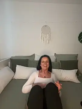 Off  Melonenmandy online show from 04/14/26, 05:29