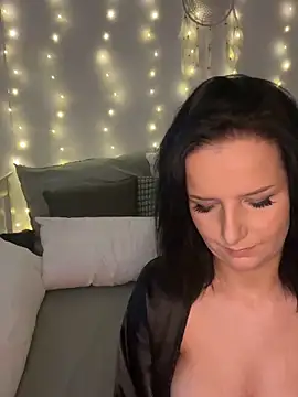 Off  Melonenmandy online show from 10/03/25, 04:41