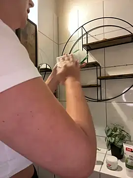 Snapshot of Off__Melonenmandy chatting on 11/25/25, 03:56 Off Melonenmandy online show from 11/25/25, 03:56