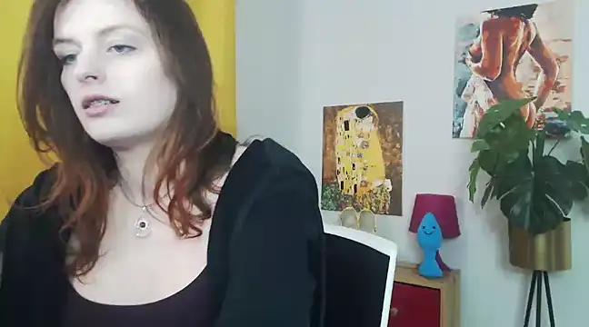 juicyNadine online show from 02/26/25, 12:27