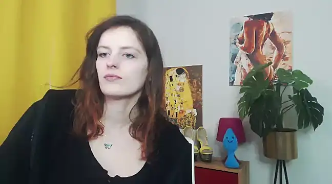 juicyNadine online show from 03/10/25, 09:23