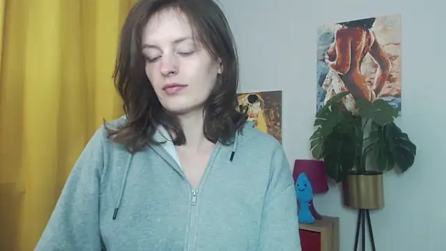 juicyNadine online show from 09/29/25, 04:52