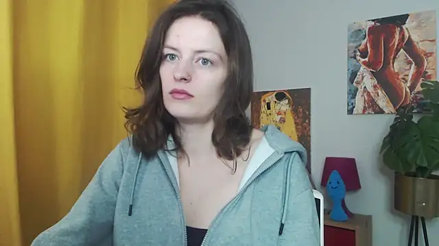 juicyNadine online show from 10/22/25, 04:45