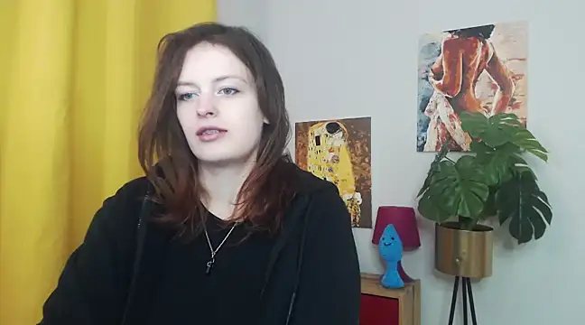 juicyNadine online show from 02/14/25, 06:23