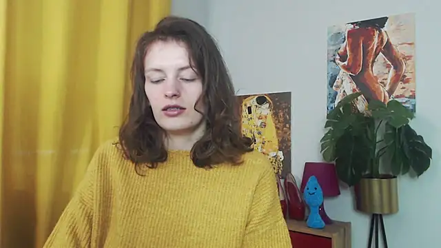 juicyNadine online show from 09/28/25, 05:03