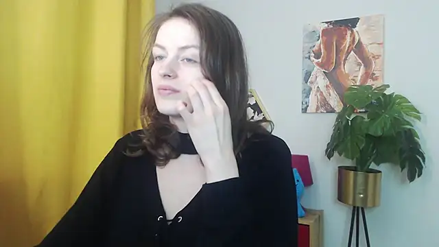 juicyNadine online show from 12/15/25, 05:35