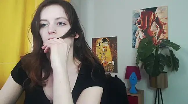 juicyNadine online show from 03/19/25, 12:23