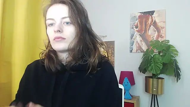 juicyNadine online show from 11/24/25, 05:51