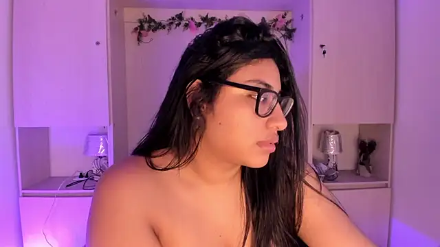 Snapshot of CANDYGABYY chatting on 06/18/26, 08:14 CANDYGABYY online show from 06/18/26, 08:14
