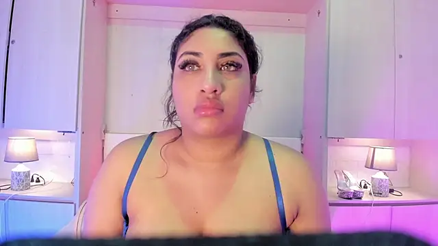 CANDYGABYY online show from 10/17/25, 09:16