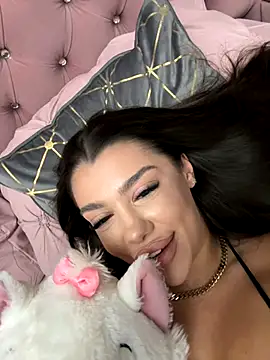 Snapshot of NatyDesiree chatting on 09/18/25, 07:50 NatyDesiree online show from 09/18/25, 07:50