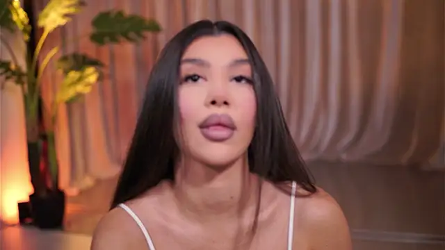 NatyDesiree online show from 04/28/26, 07:07