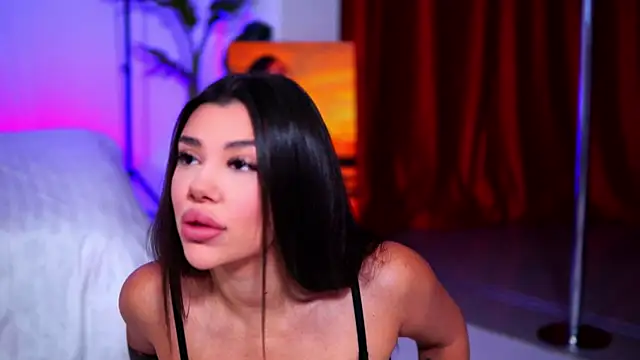 NatyDesiree online show from 11/07/25, 10:20