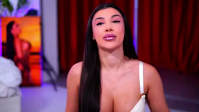 NatyDesiree online show from 12/04/25, 04:44