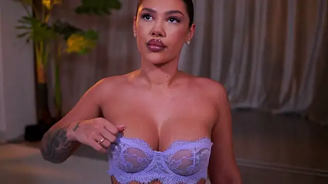 NatyDesiree online show from 05/28/26, 07:09