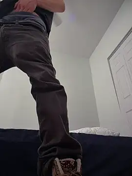 Snapshot of pantslesstraveler_plt chatting on 02/23/26, 07:58 pantslesstraveler plt online show from 02/23/26, 07:58