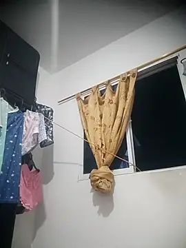 SaucyAffair0 online show from 03/07/26, 01:34