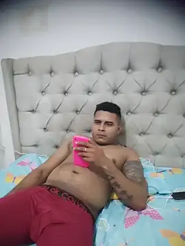 SaucyAffair0 online show from 12/03/25, 12:55