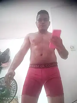 SaucyAffair0 online show from 04/12/26, 01:36