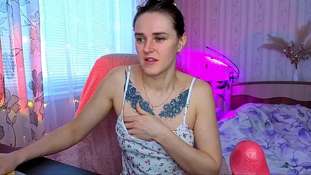 Bella  Swoon online show from 02/07/26, 04:09