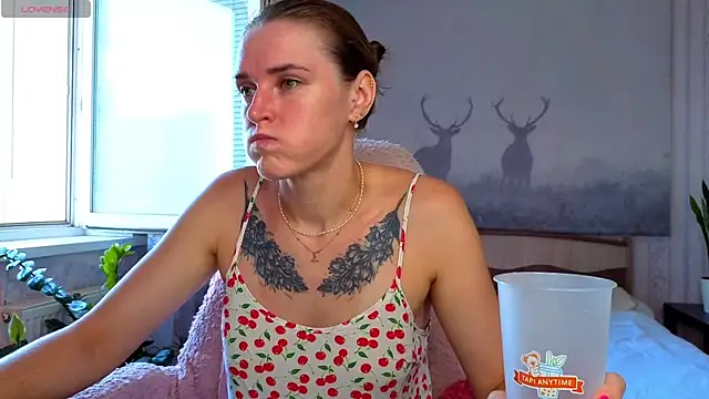 Bella  Swoon online show from 07/10/26, 03:50