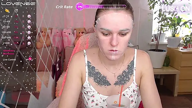 Bella  Swoon online show from 10/22/25, 04:45