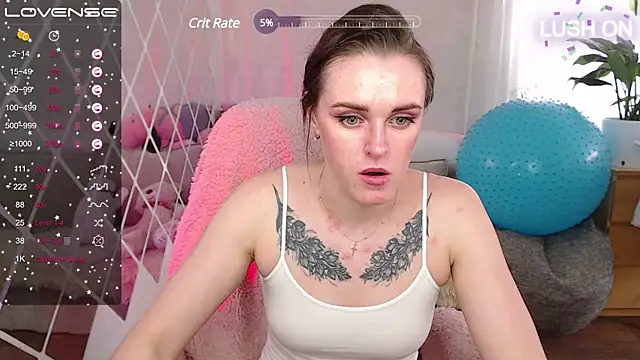 Snapshot of Bella__Swoon chatting on 03/18/25, 11:11 Bella Swoon online show from 03/18/25, 11:11