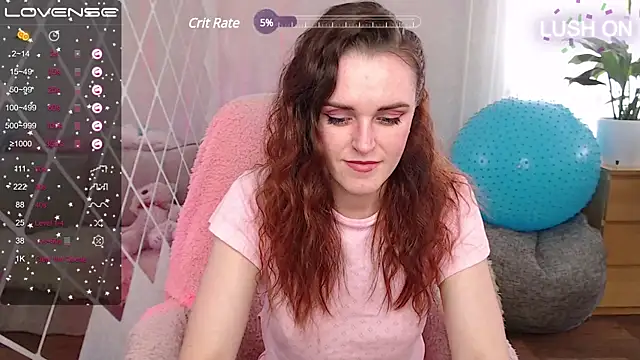 Snapshot of Bella__Swoon chatting on 03/18/25, 07:12 Bella Swoon online show from 03/18/25, 07:12